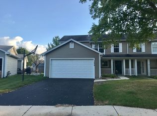 1844 Shetland Rd, Naperville, IL 60565