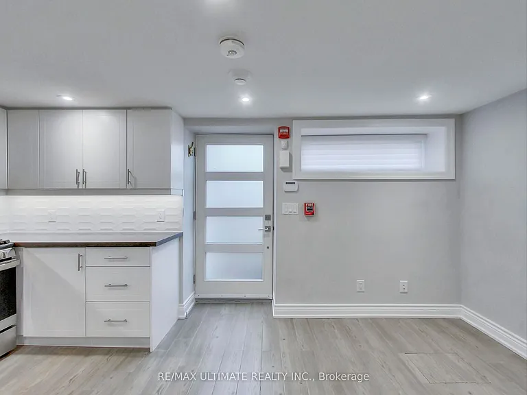 115 Wallace Ave #3 — Photo 3