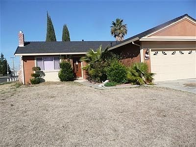 2nd image of 201 Arbor Crest Way