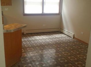 14120 S Tracy Ave APT 1, Riverdale, IL 60827