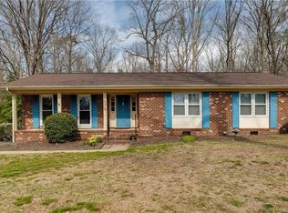 4918 McAllister Dr, Chester, VA 23831