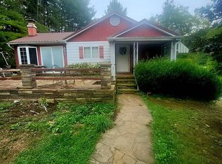 720 Mount Morris Rd, Mount morris, PA 15349