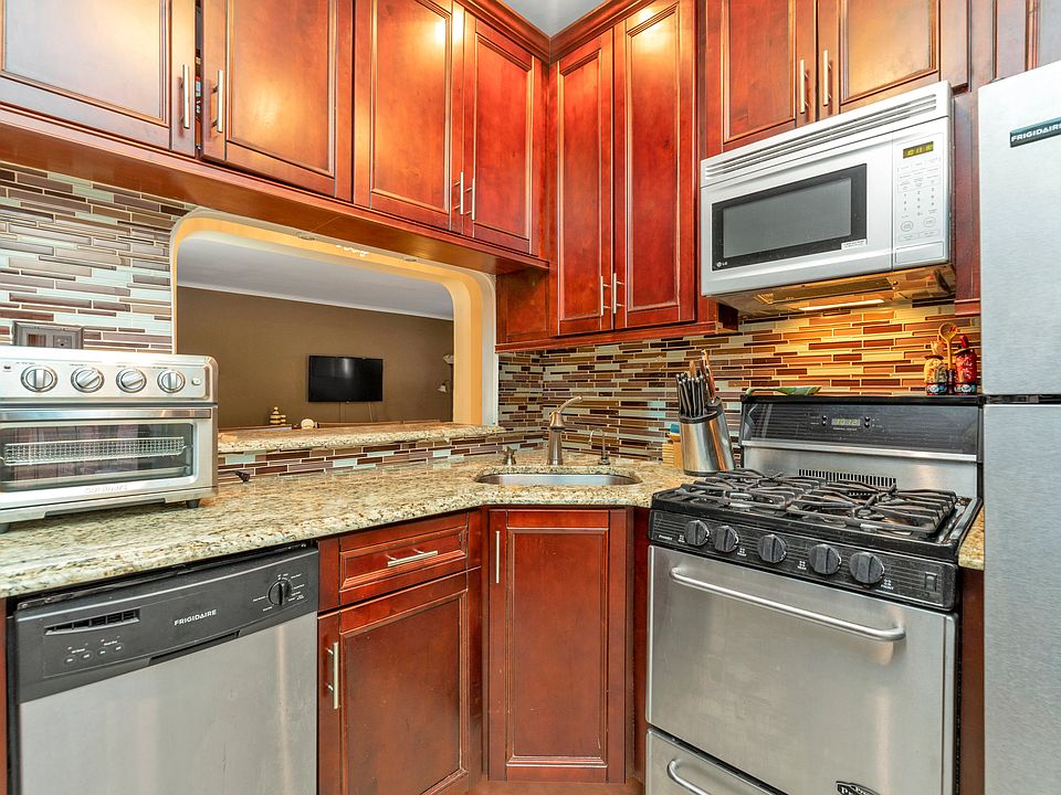 1st image of 69-10 Yellowstone Blvd APT 207