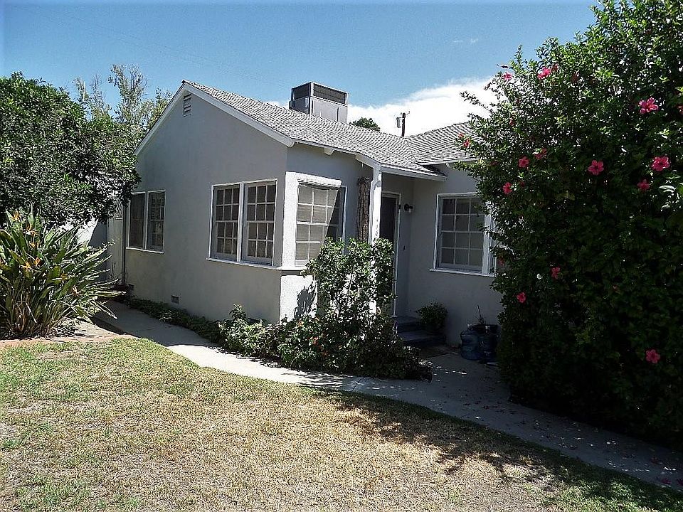 1st image of 11663 Magnolia Blvd #11663