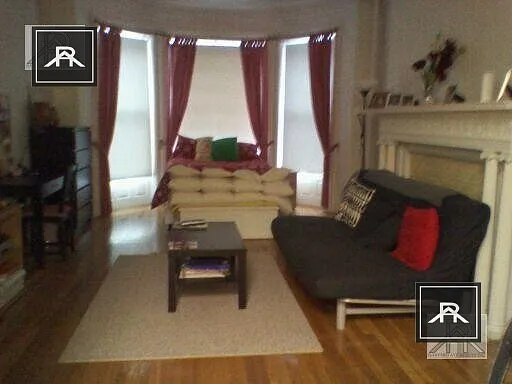 849 Beacon St #6 — Photo 7