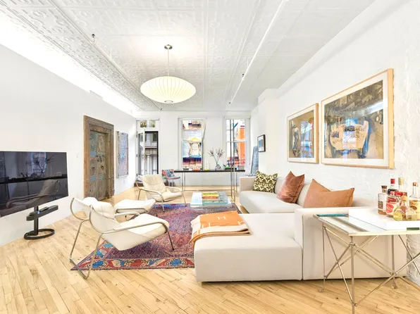 148 Greene Street image 1 of 14