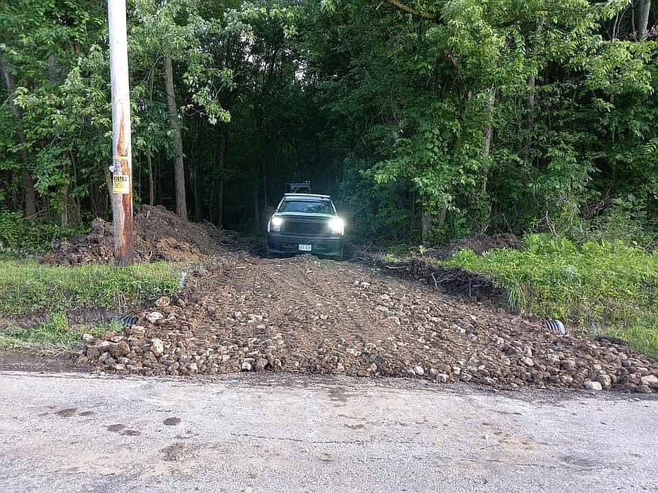 1st image of River St NE