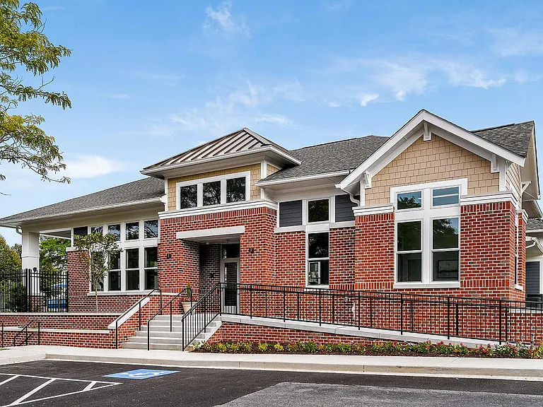 Fieldpointe — Photo 13