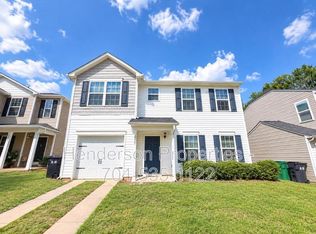 9025 Sharpes Cir, Charlotte, NC 28214