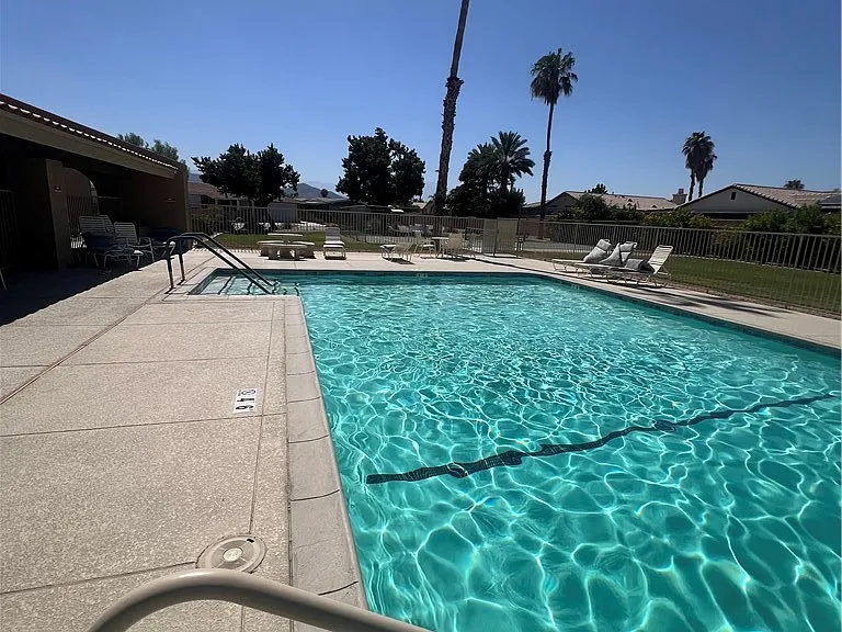 47741 Del Norte Ct — Photo 26