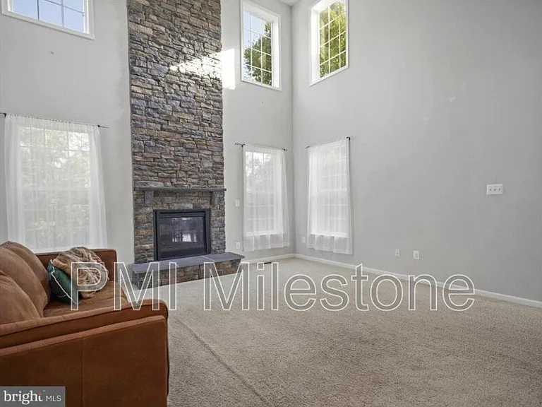 19004 Mount Maple Ct — Photo 7