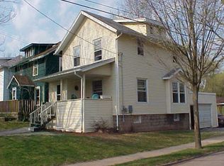 925 Princeton Ave, Lansing, MI 48915