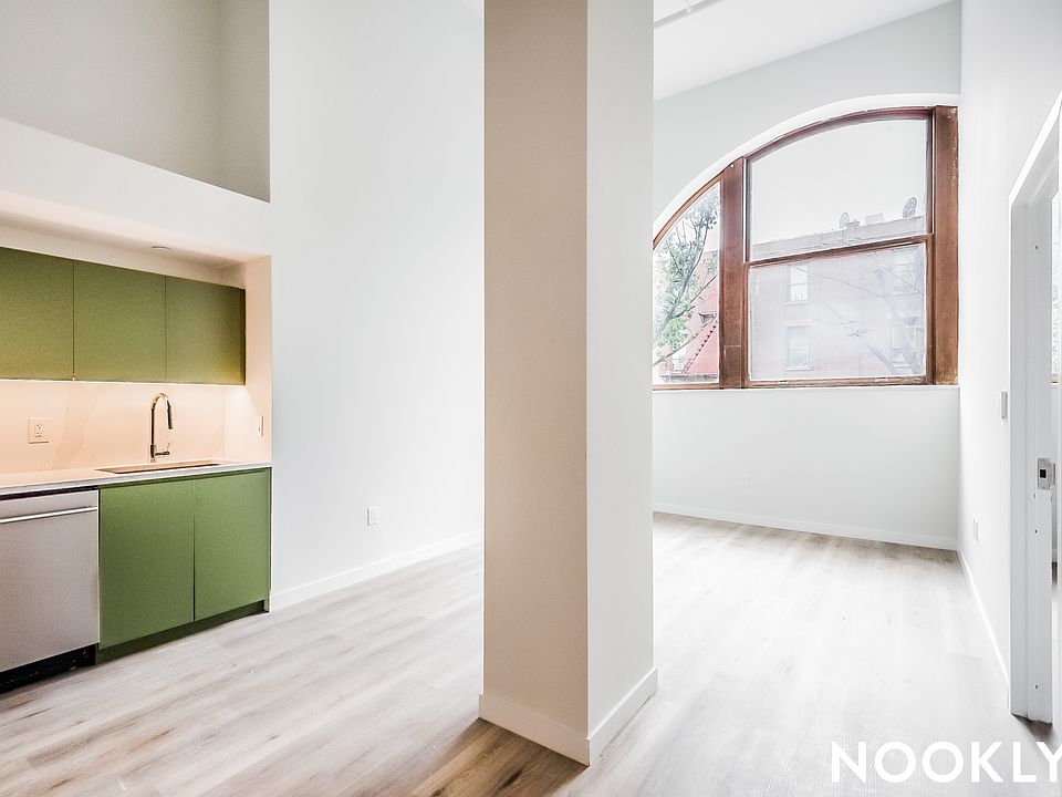 1st image of 619 Throop Ave #2T