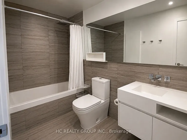 45 Charles St E #4509 — Photo 10