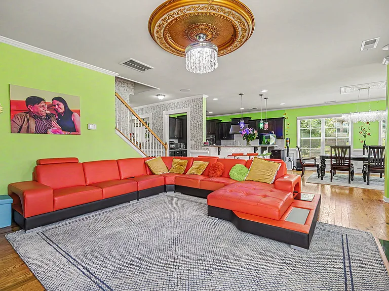9034 Daisy Pl — Photo 4