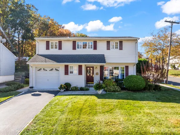 2 Raymond Pl, South River, NJ 08882