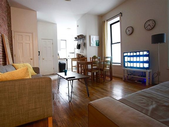 3rd image of 147 W 111th St APT 4