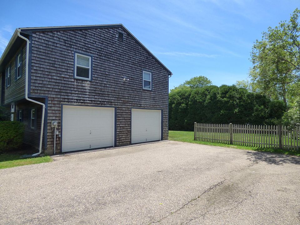10 Melville Ln, Narragansett, RI 02882 Zillow