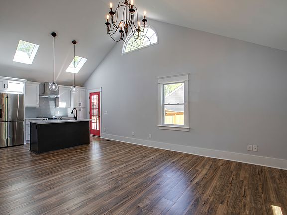2nd image of 78 Lutie St