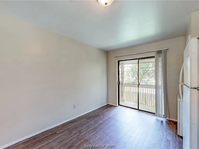 303 Manuel Dr #C — Photo 7