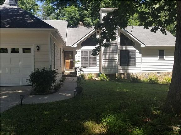 2nd image of 3006 Ansley Manor Ct
