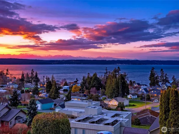 211 Arbor Terrace, Camano Island, WA 98282