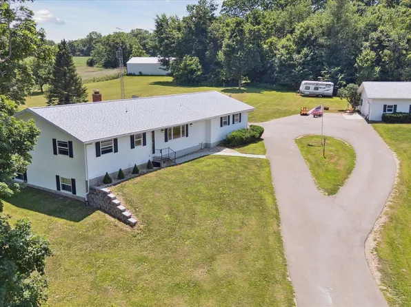 505 E State Line Rd, Orangeville, IL 61060