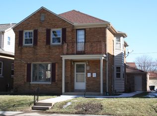 2134 S 67th Pl, West Allis, WI 53219