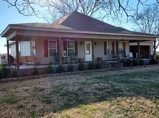 135 Pecan Ridge Dr, Lake Village, AR 71653