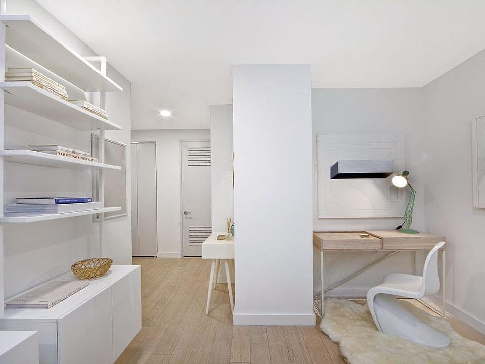 1st image of 20 Broad St APT 1703