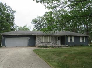 7610 Hillcrest Dr, Oscoda, MI 48750