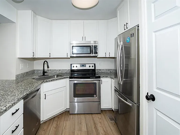 2845 Smokehouse Way — Photo 12