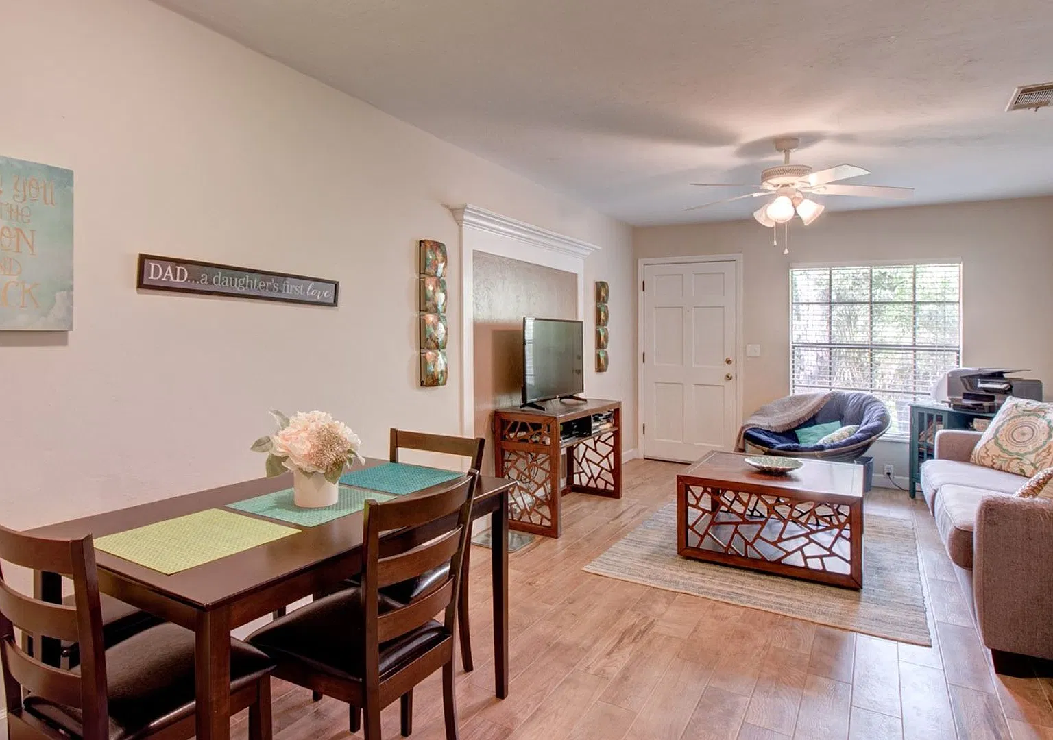 Center Court Apartments — Photo 3