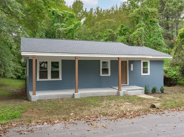 709 W Horne St, Clayton, NC 27520