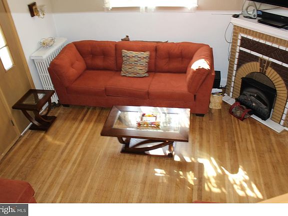 3rd image of 702 Yeadon Ave