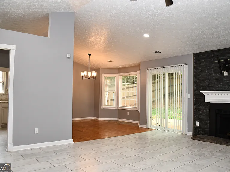 5932 Homestead Cir — Photo 21