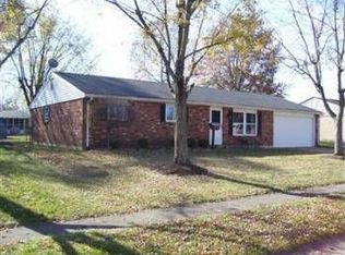 311 Porter Dr, Englewood, OH