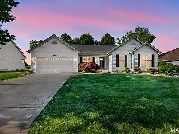2nd image of 1603 Broadsword Ln
