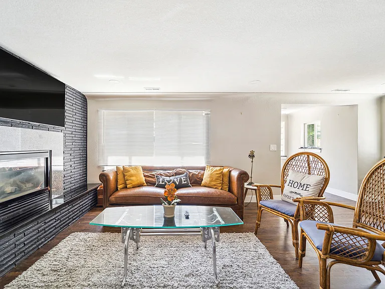 W 63rd Ave — Photo 9