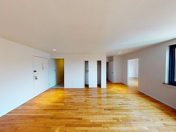 3rd image of 284 Mott St Ph R