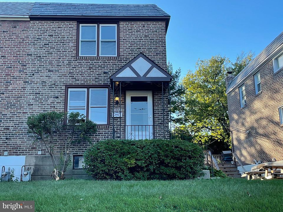 1st image of 2573 Stoneybrook Ln
