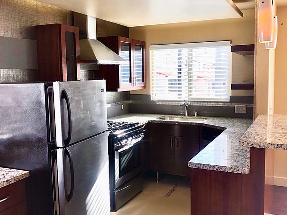 5th image of 349 Playa Del Sur APT 5