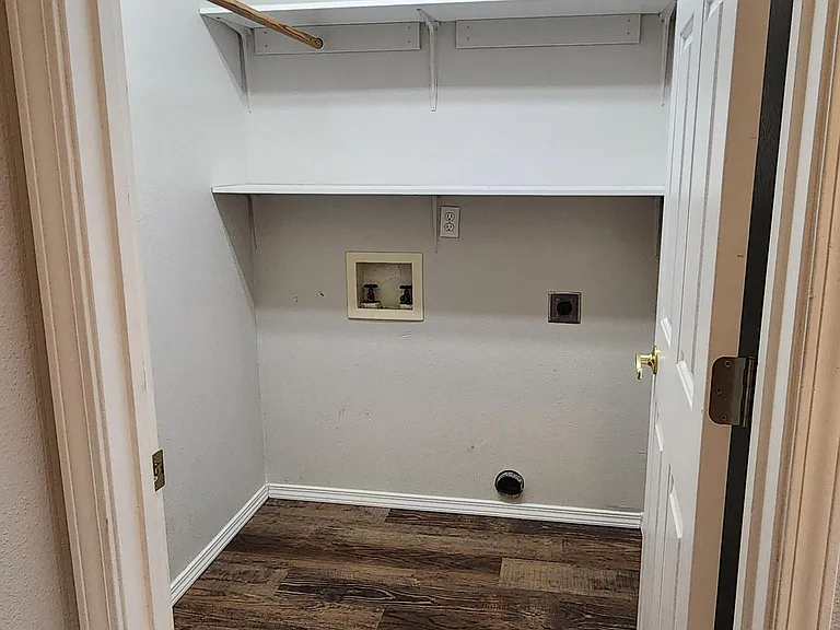 1377 W Chance Ct — Photo 12