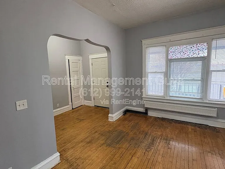 1015 Humboldt Ave N #2 — Photo 5