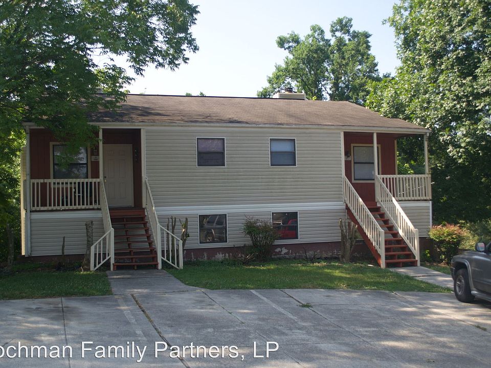 1st image of 20 Knollwood Cir