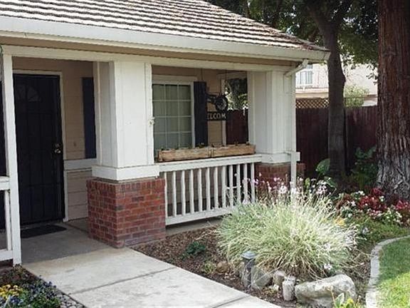 2nd image of 5001 Countrywood Ct