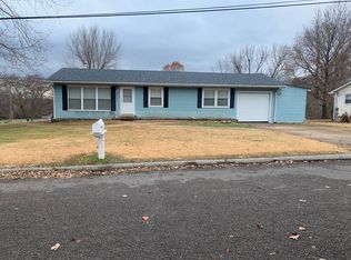2902 Comfort Dr, Festus, MO 63028