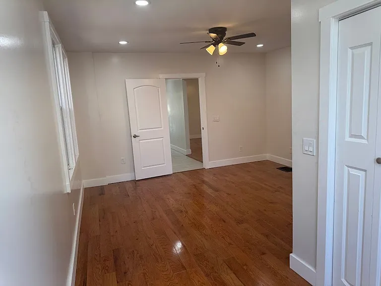 5916 Nicholson St — Photo 22