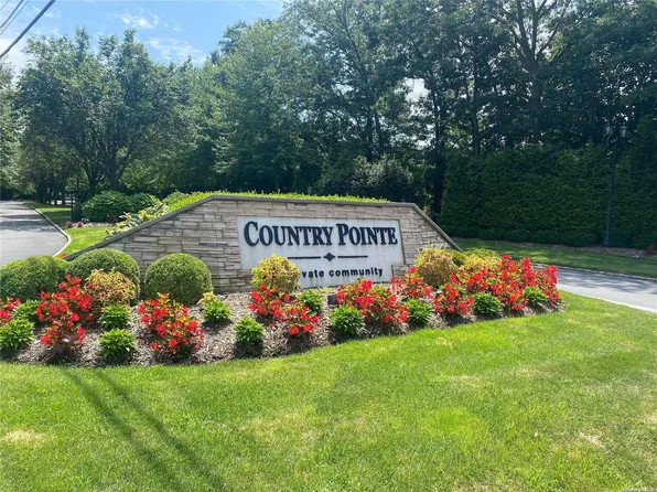 32 Avery Court #32, Nesconset, NY 11767