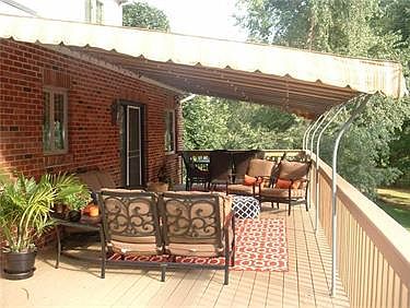 4th image of 126 Pine Hill Way